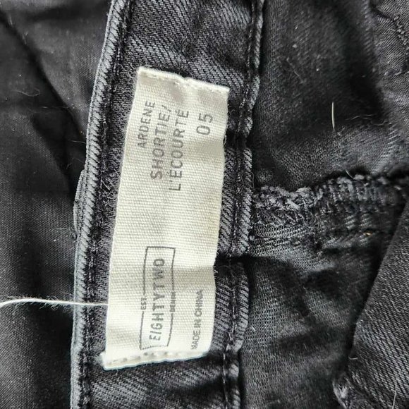 short - Picture 2 of 2